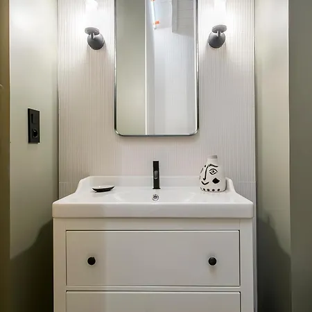 Maison De Charme Au Calme Avec Climatisation écully, à Deux Pas De Lyon Écully