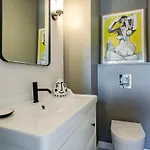 Maison De Charme Au Calme Avec Climatisation Ecully, A Deux Pas De Lyon * エキュリ