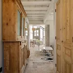 Maison De Charme Au Calme Avec Climatisation Ecully, A Deux Pas De Lyon *