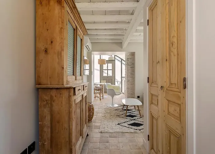 Maison De Charme Au Calme Avec Climatisation Ecully, A Deux Pas De Lyon *